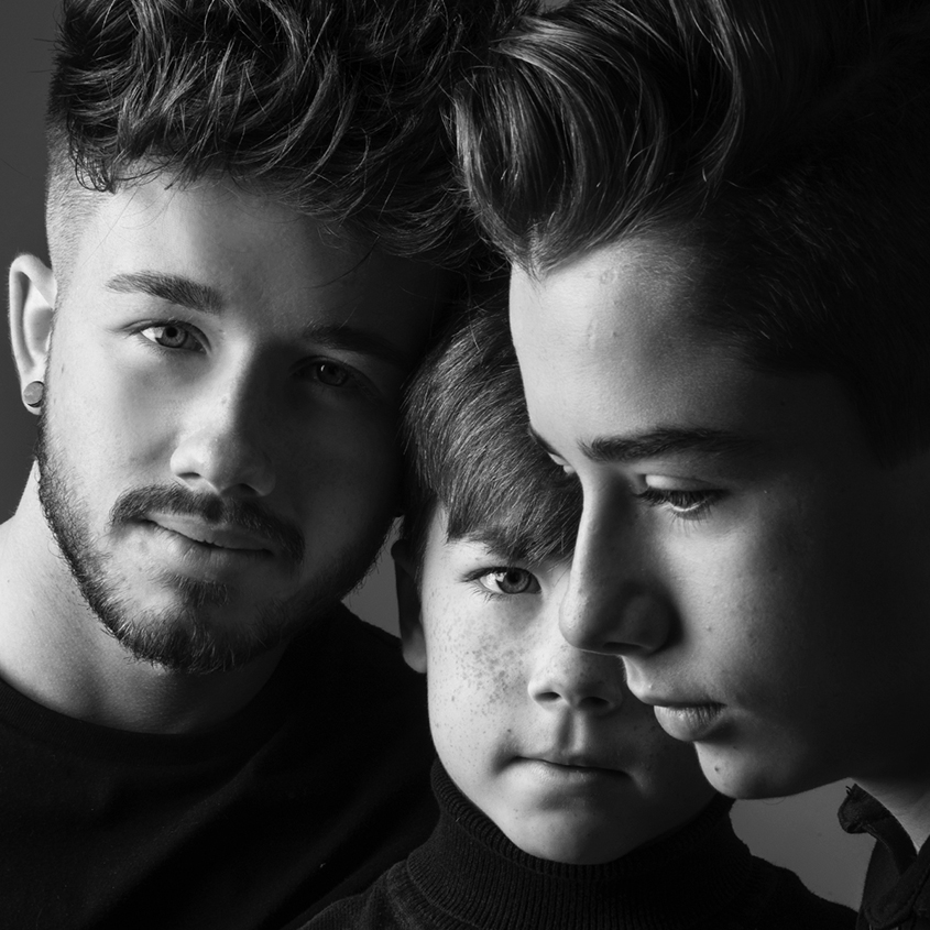 Siemel Familyblack And White Kellie Mendelow Photography Family Anega Bawa Photography Celebrity Baby Maternity